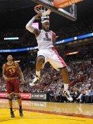阿里纳斯：只要詹姆斯还在追逐历史NBA永远不会缩短赛季